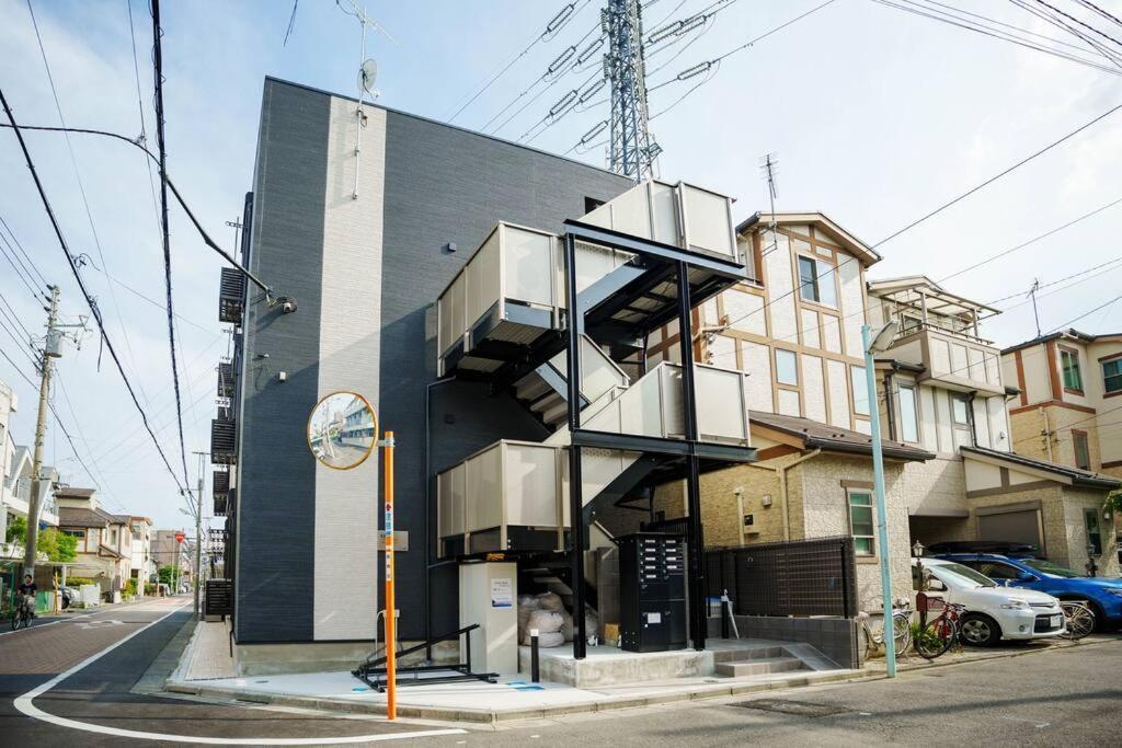 E Newly Renovated Hotel, Direct Access To Ueno, Asakusa, Disneyland, Airport Apartment